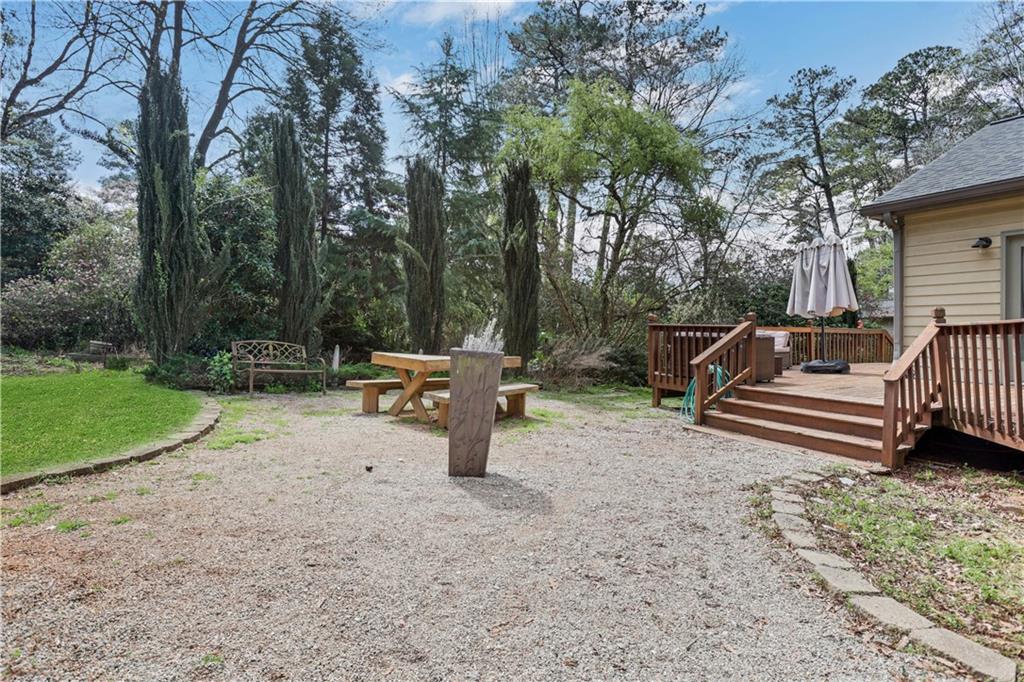 5813 Four Winds Drive SW