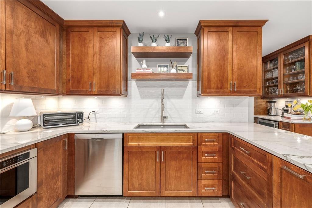 2282 Marthasville Court