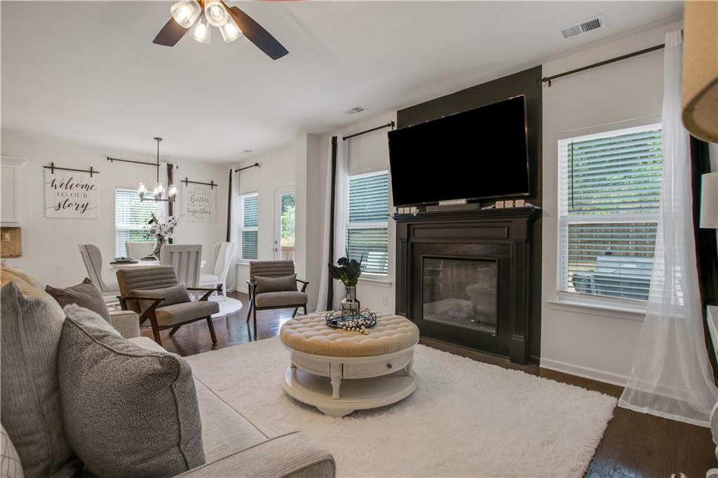 1821 Campbell Oaks Drive