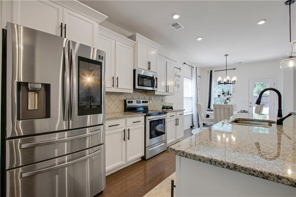 1821 Campbell Oaks Drive