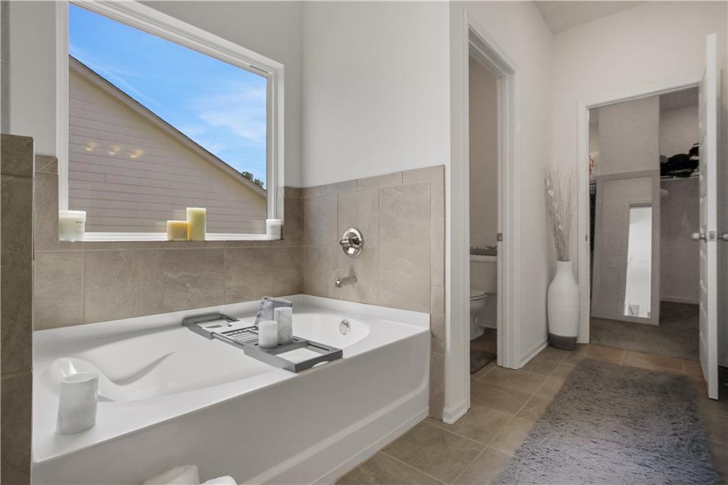 1821 Campbell Oaks Drive