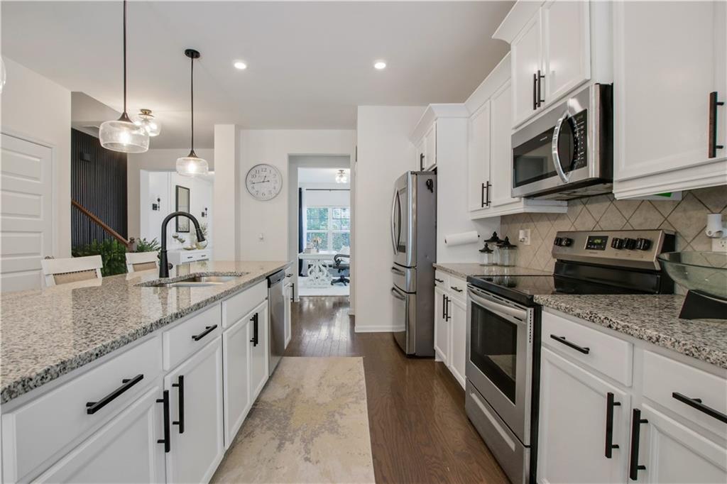 1821 Campbell Oaks Drive