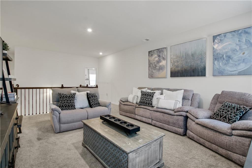 1821 Campbell Oaks Drive