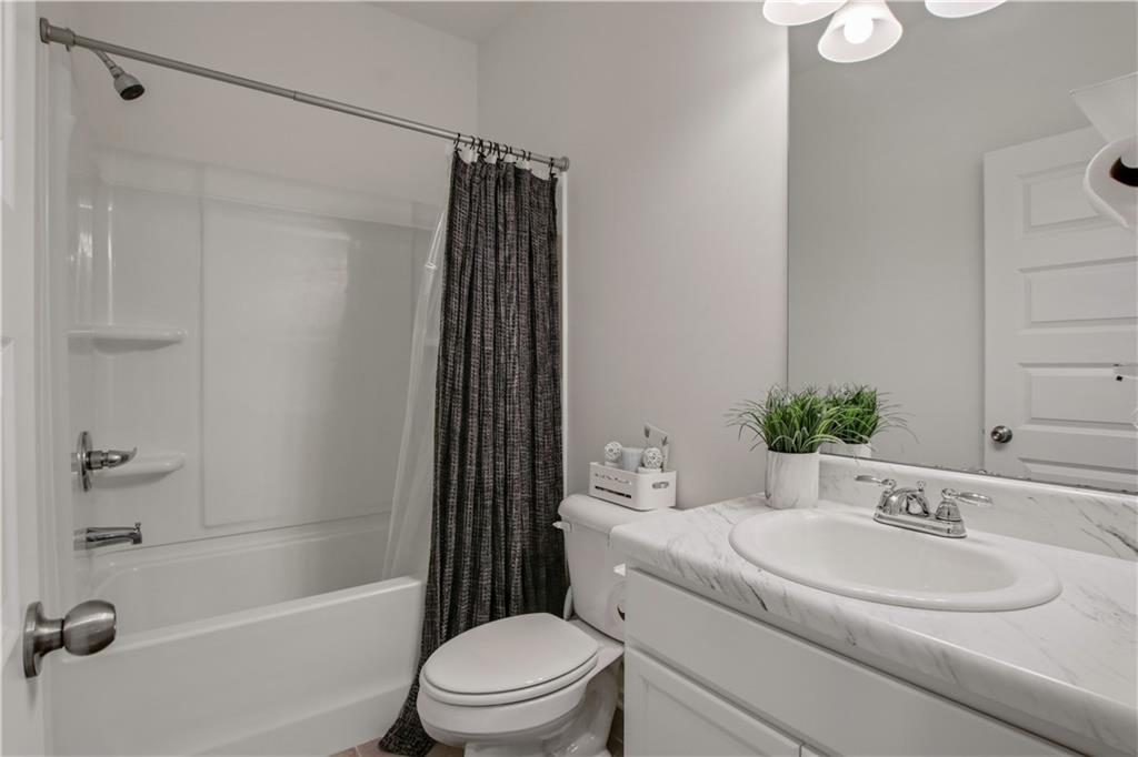 1821 Campbell Oaks Drive