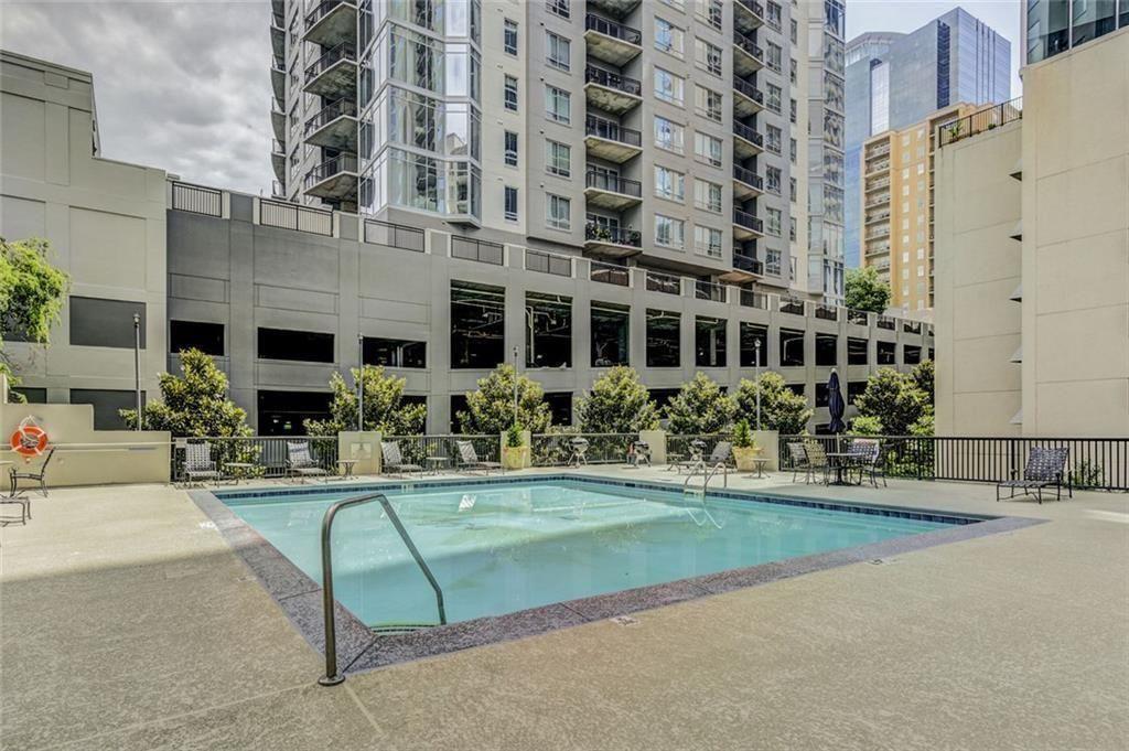 275 13 Street Unit #1001