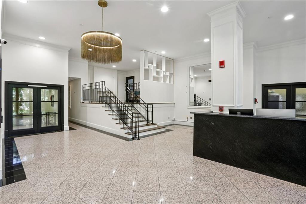 275 13 Street Unit #1001