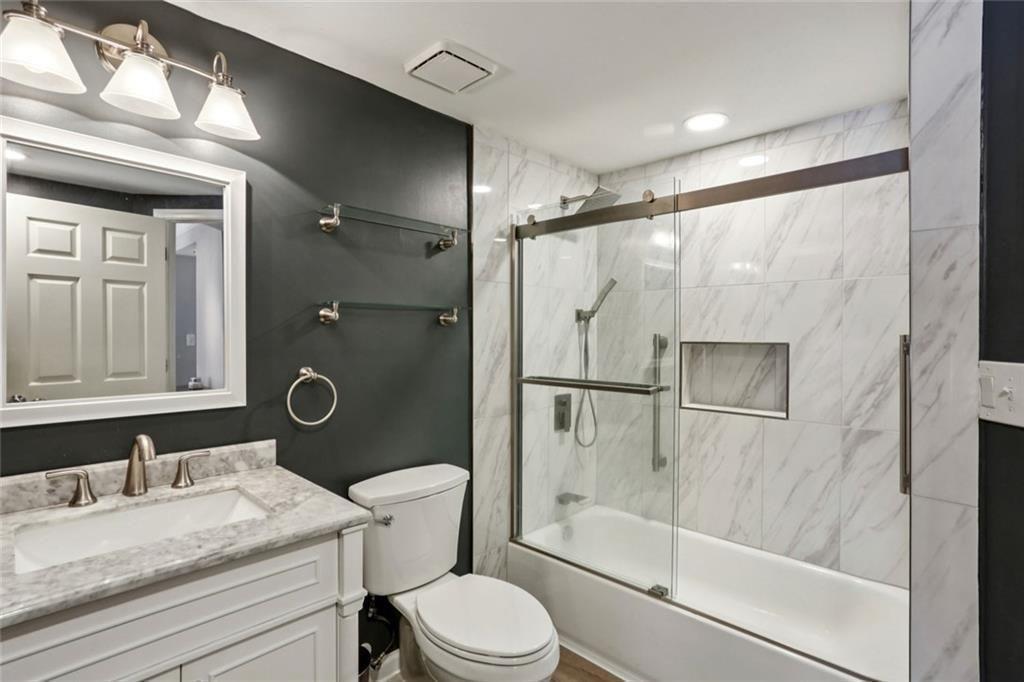 275 13 Street Unit #1001