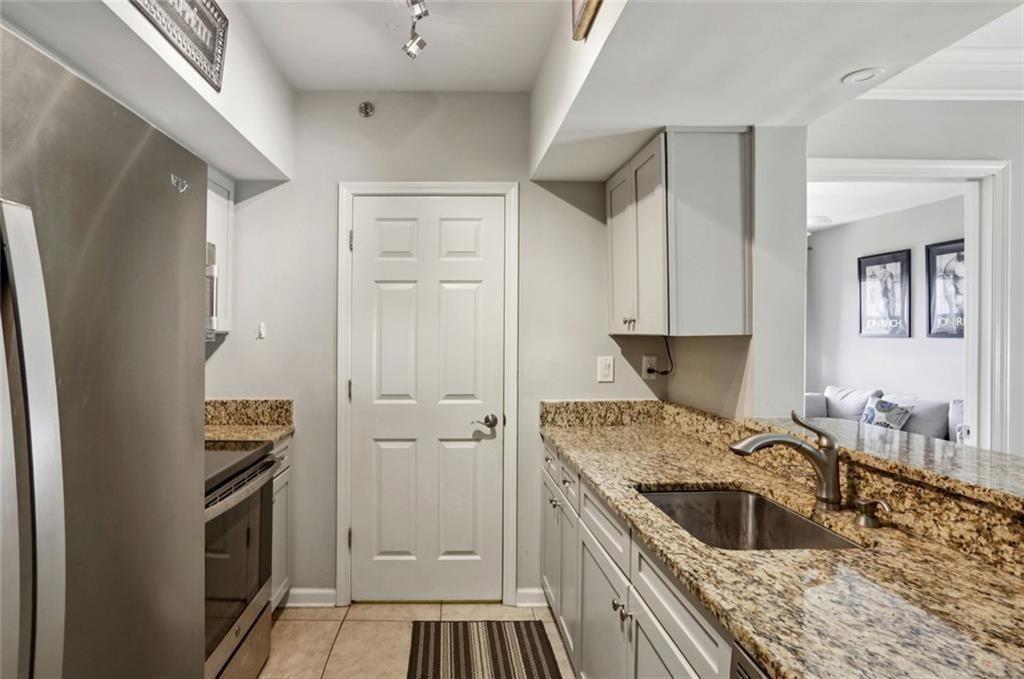 275 13 Street Unit #1001