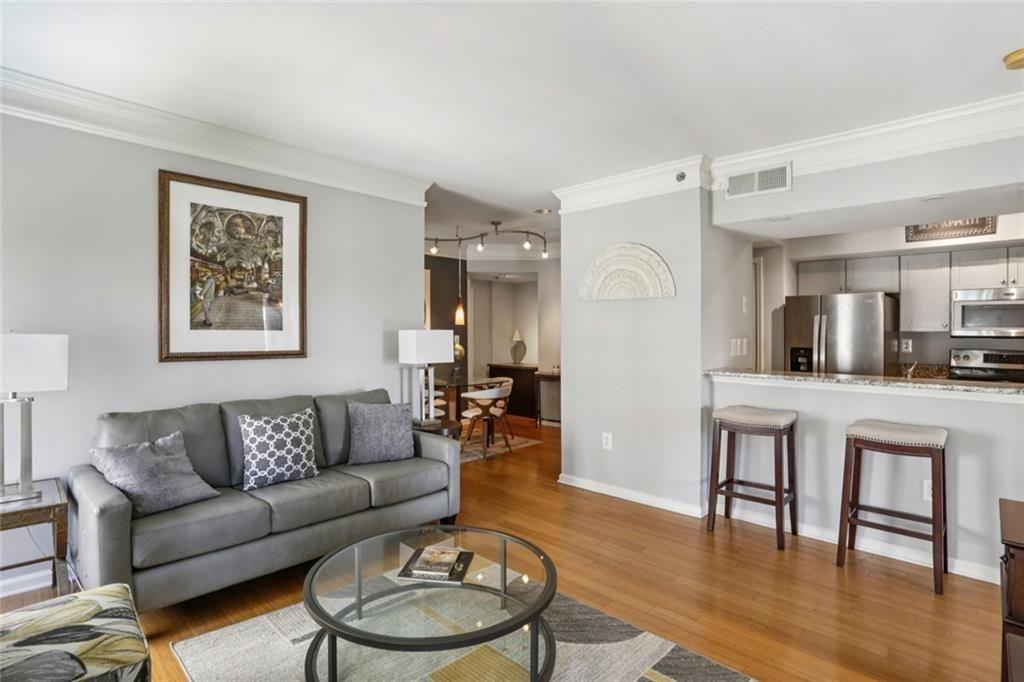 275 13 Street Unit #1001