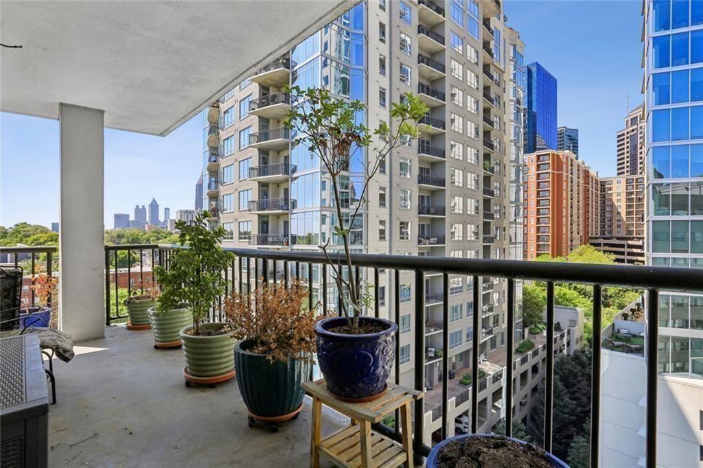 275 13 Street Unit #1001