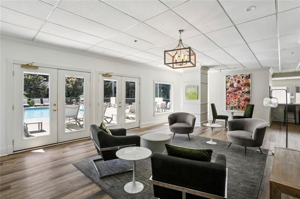 275 13 Street Unit #1001