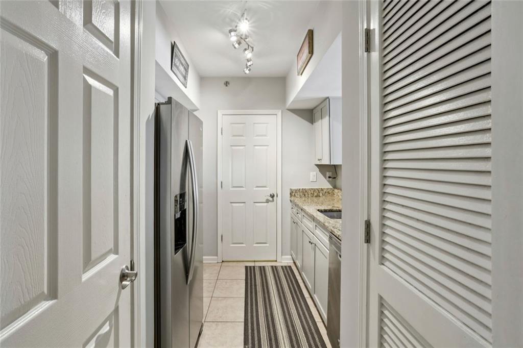 275 13 Street Unit #1001