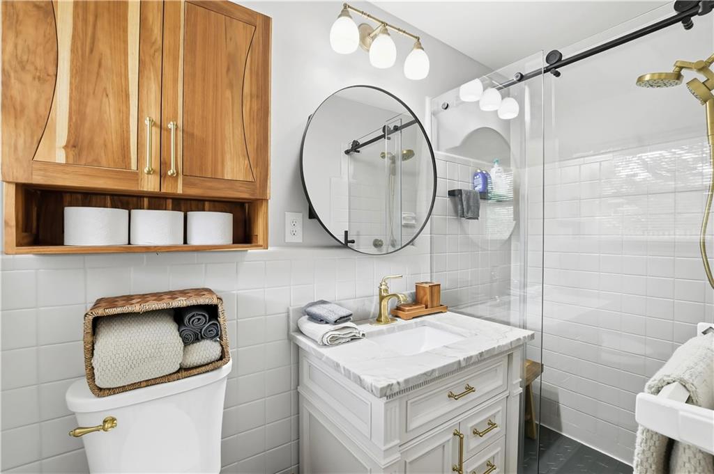 3956 Gloucester Drive