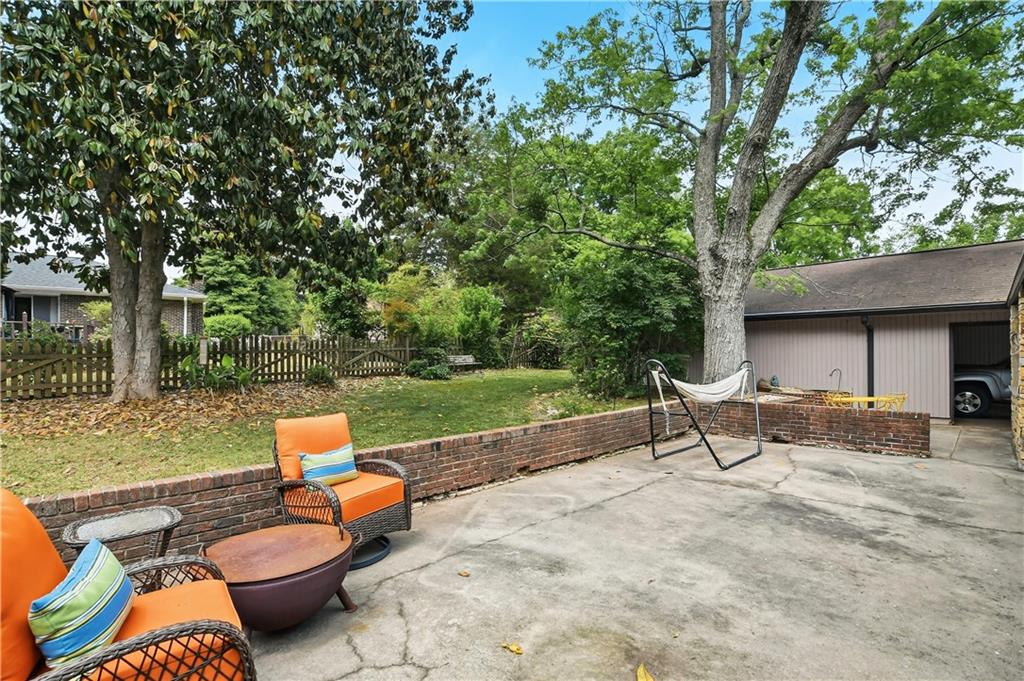 3956 Gloucester Drive