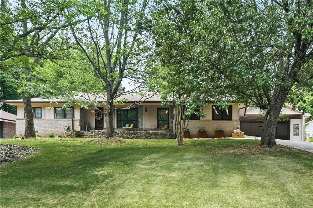 3956 Gloucester Drive