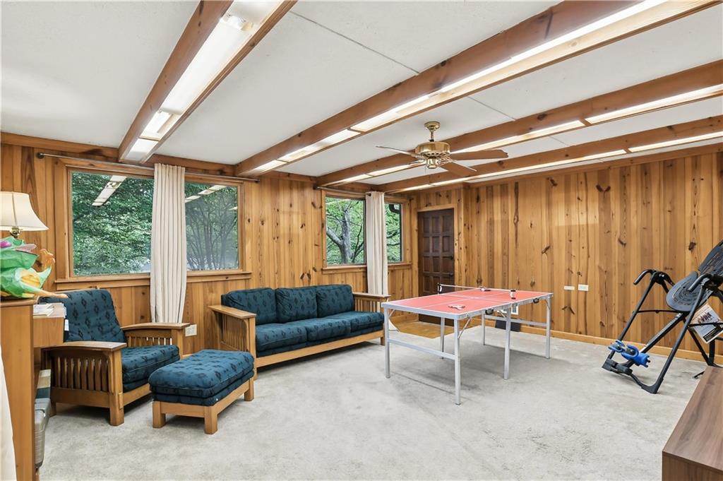 3956 Gloucester Drive