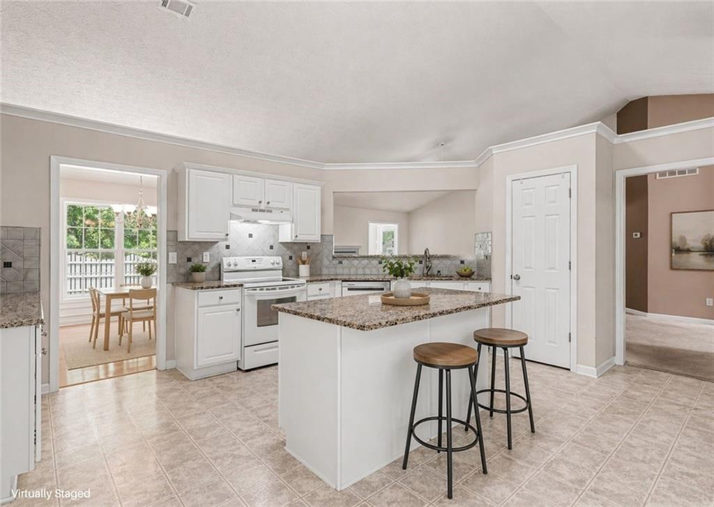 1576 Dunton Green Way