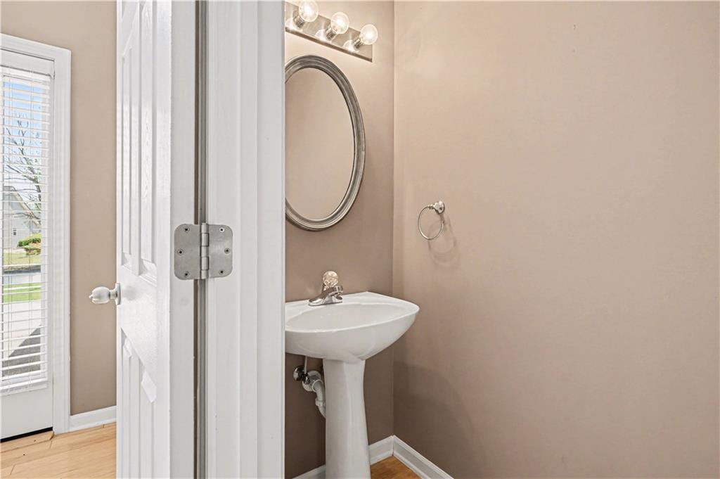 1576 Dunton Green Way