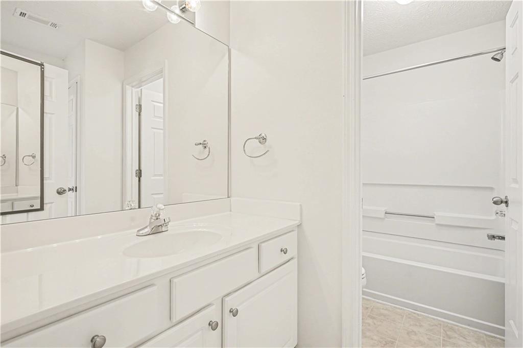 1576 Dunton Green Way