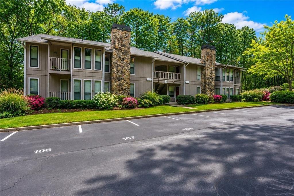 3843 Woodridge Way
