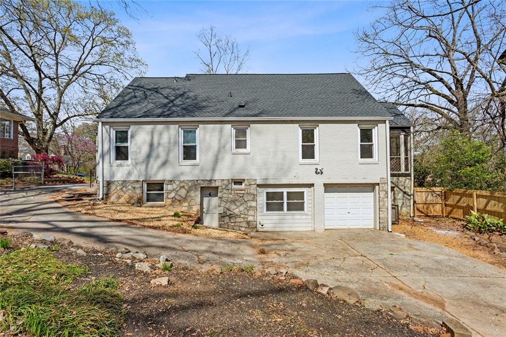 444 Shannon Drive SW