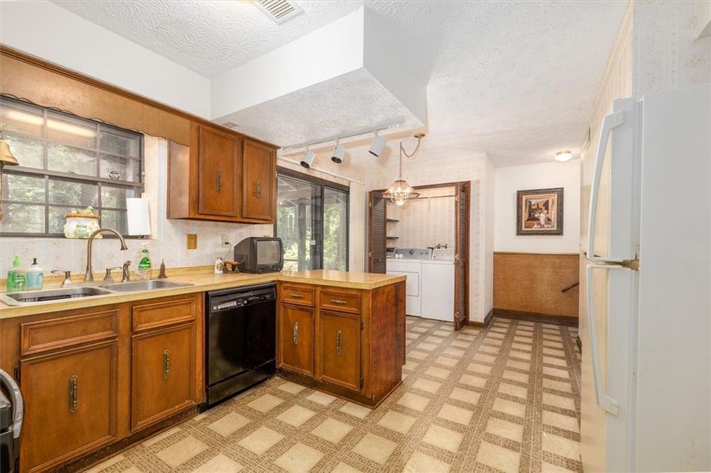 4252 Nelby Drive