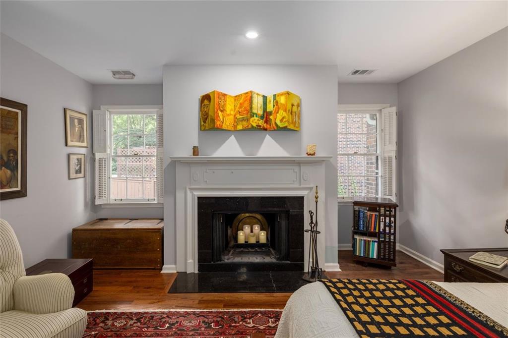 1105 Clairemont Avenue Unit D