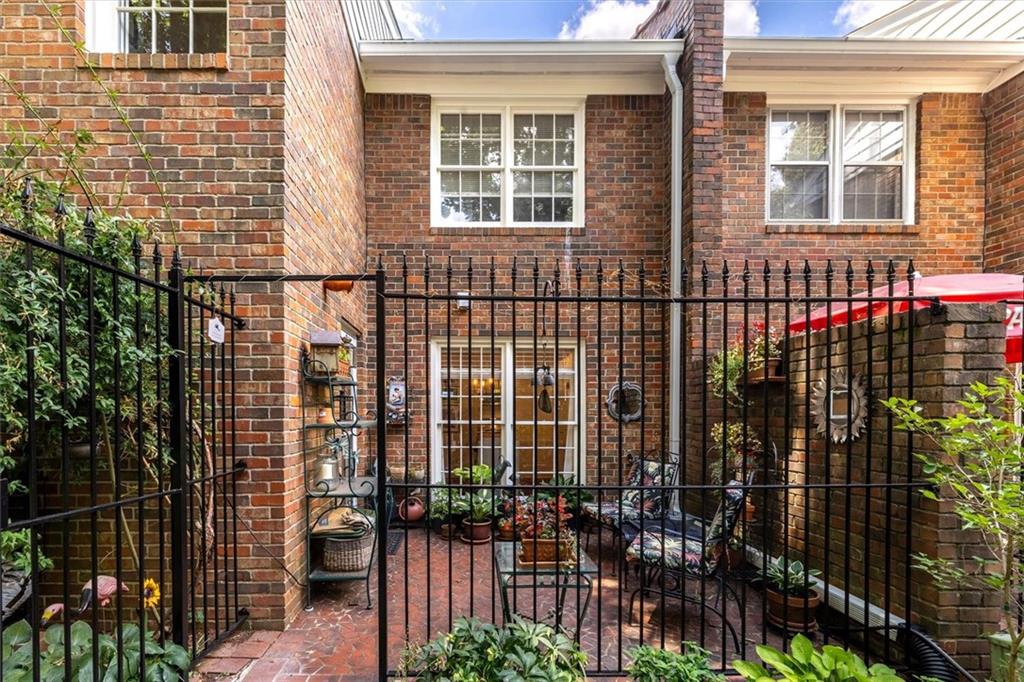 1105 Clairemont Avenue Unit D