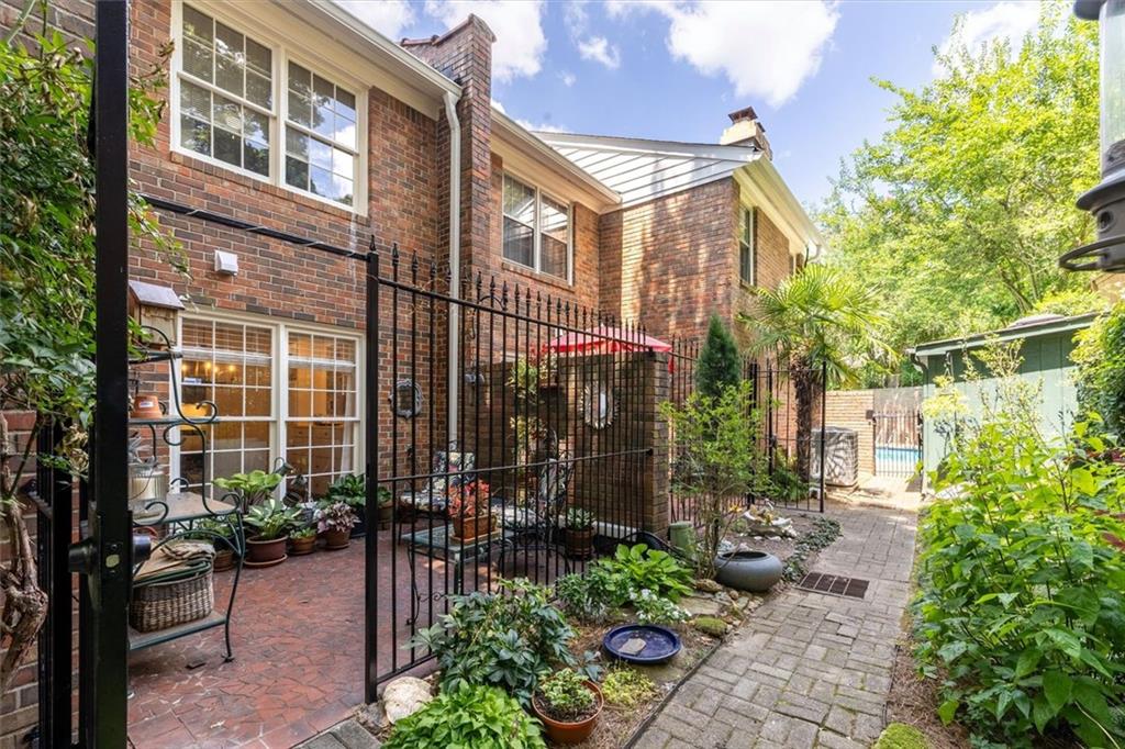 1105 Clairemont Avenue Unit D