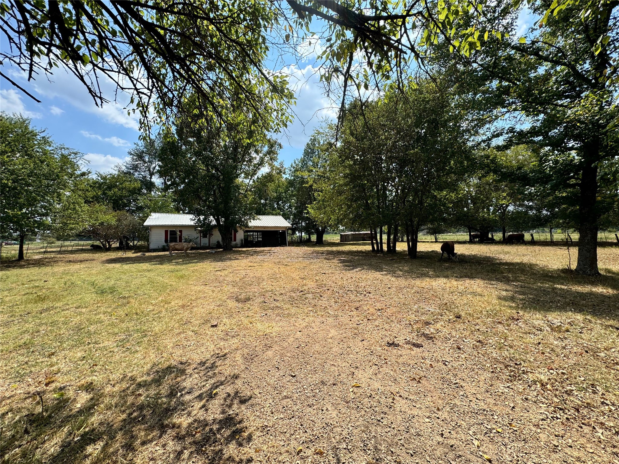 1300 E FAIRVIEW