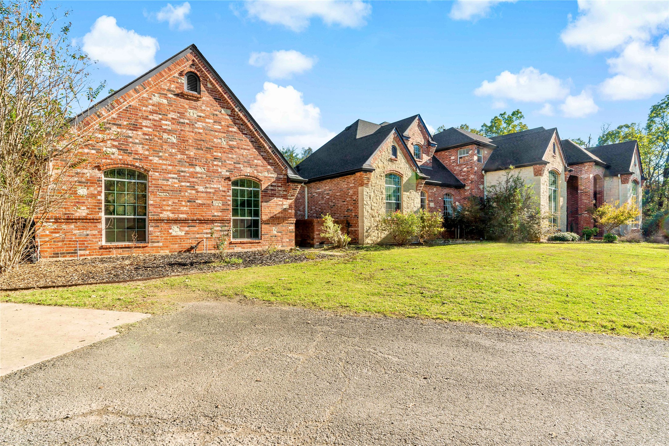 2305 Wildwood Lane