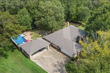 226 Oak Hill Drive
