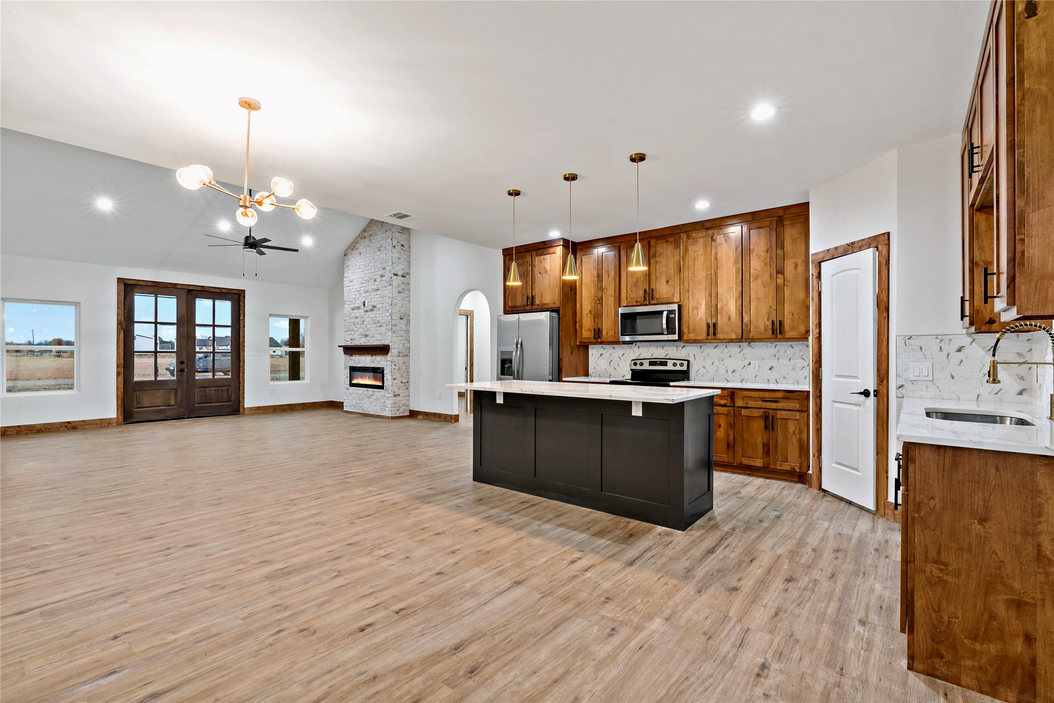 53 PRIVATE ROAD 12135