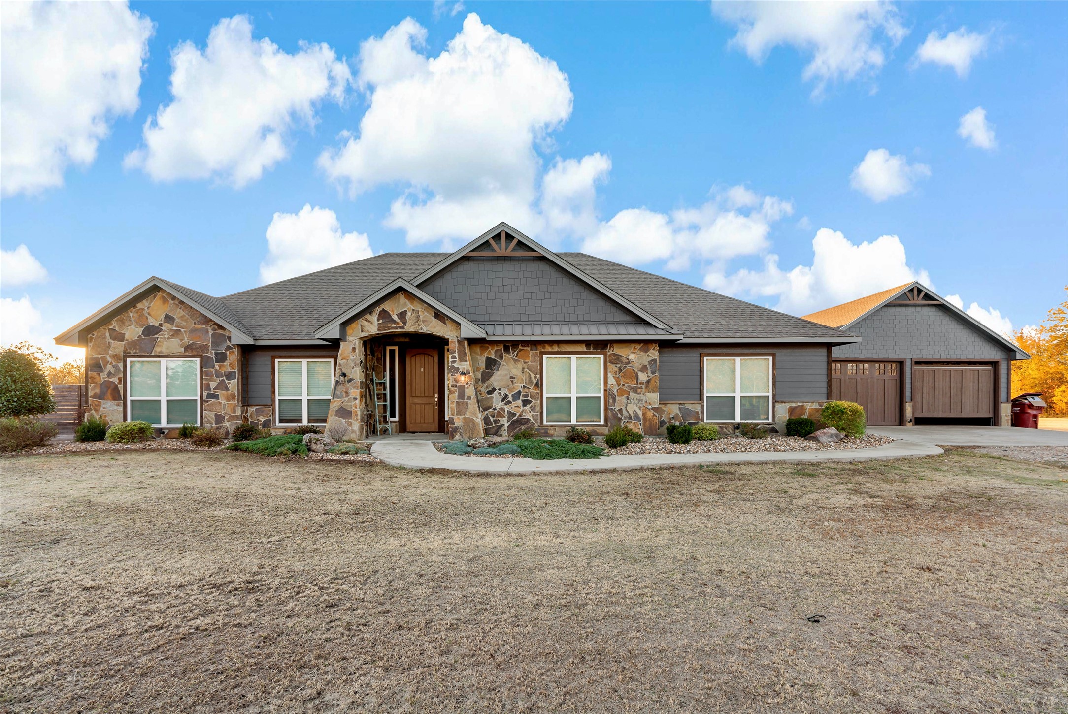 3711 County Road 44800