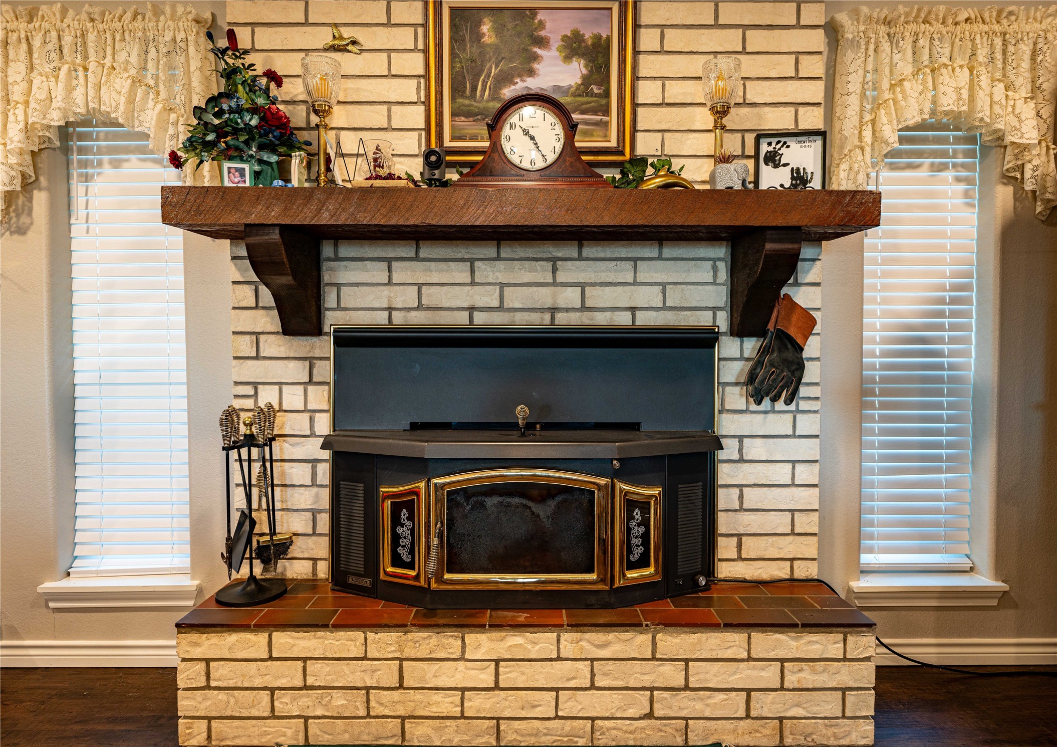 1409 Farm Road 1159