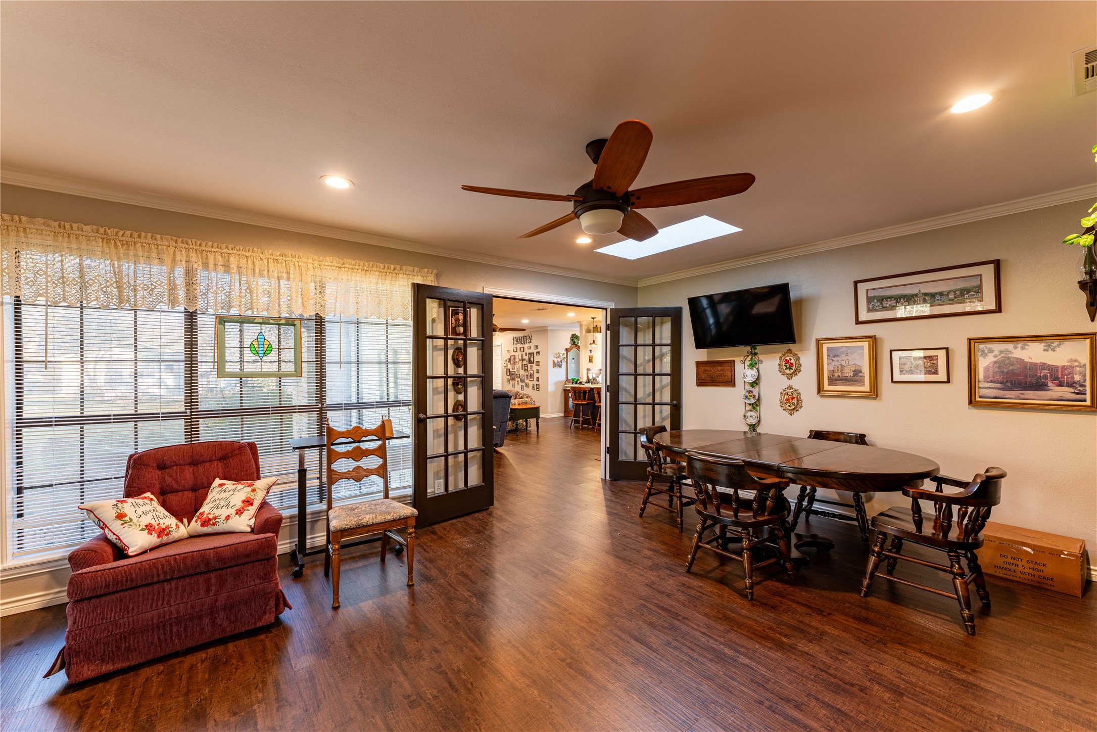 1409 Farm Road 1159