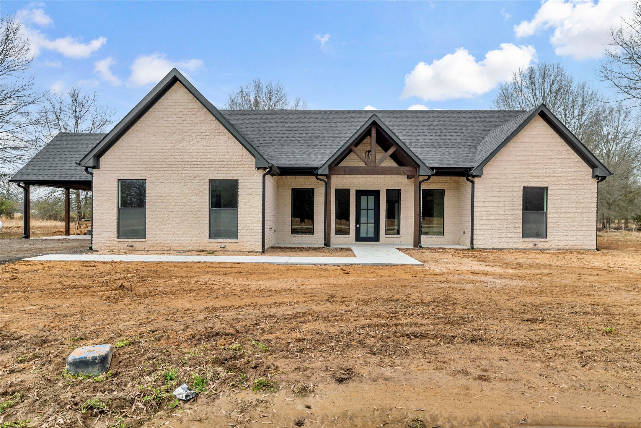 453 PRIVATE ROAD 44005