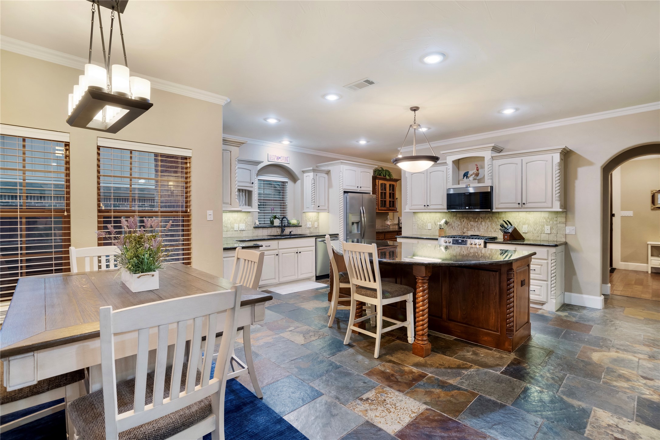 2413 Westhaven Court