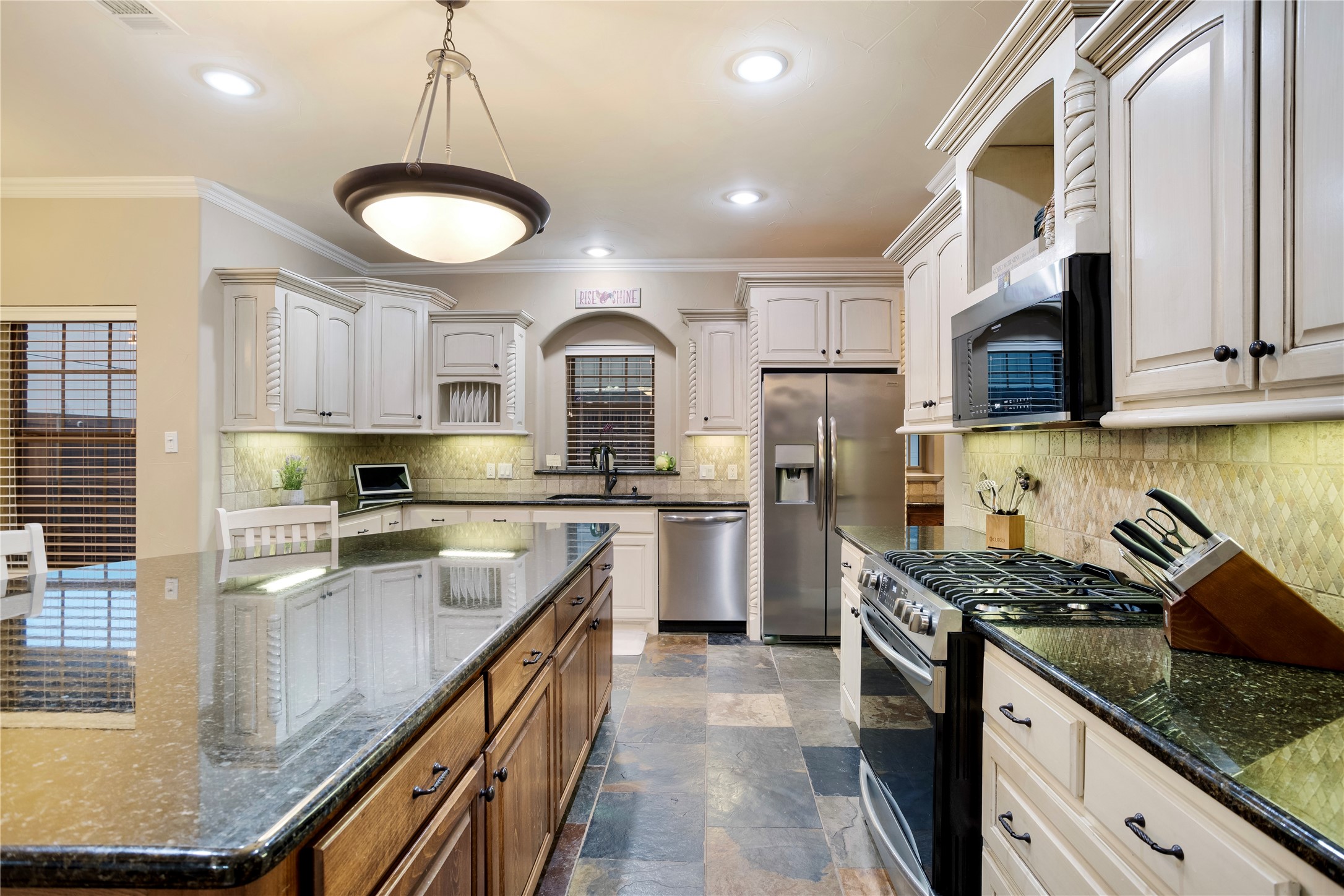 2413 Westhaven Court