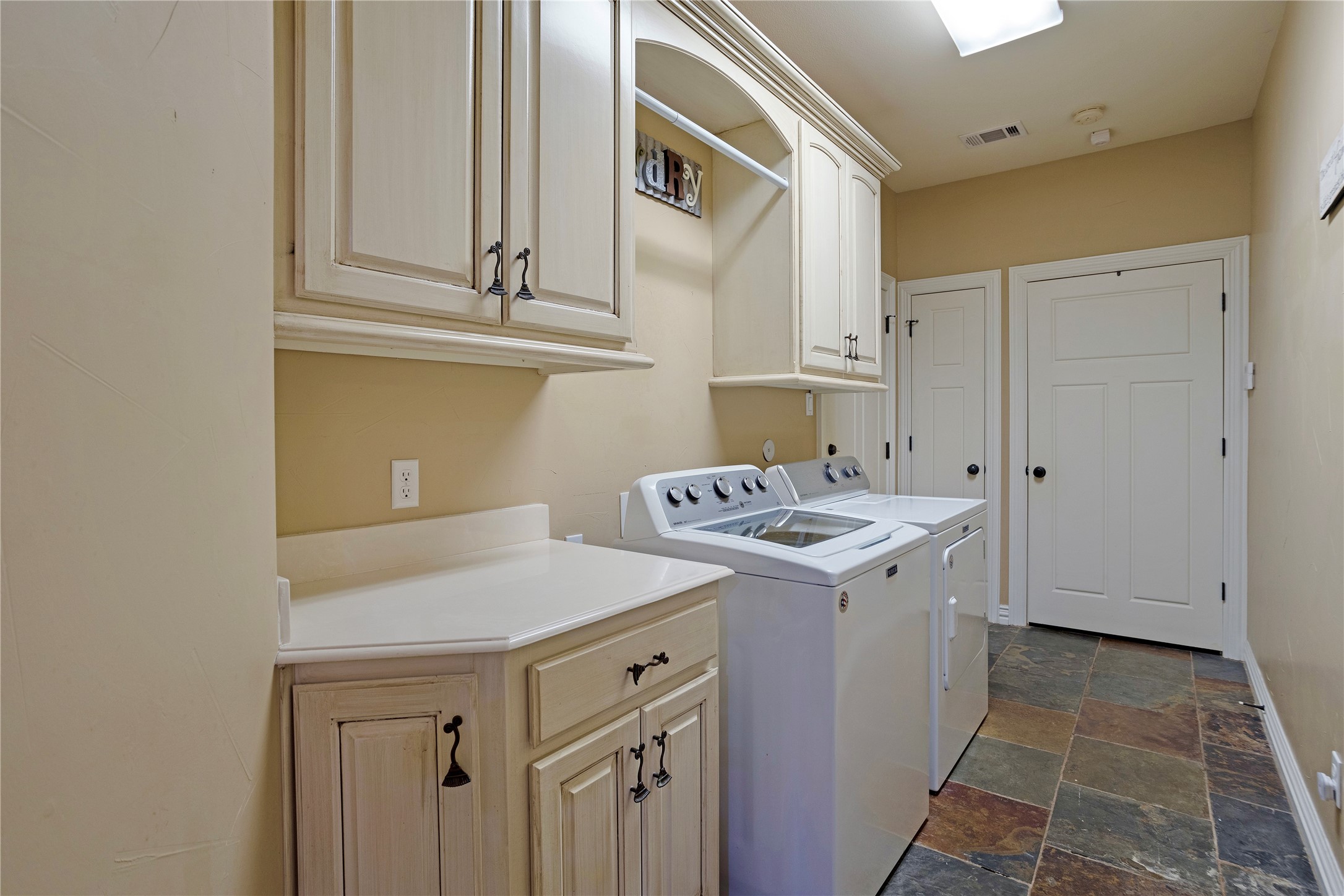 2413 Westhaven Court