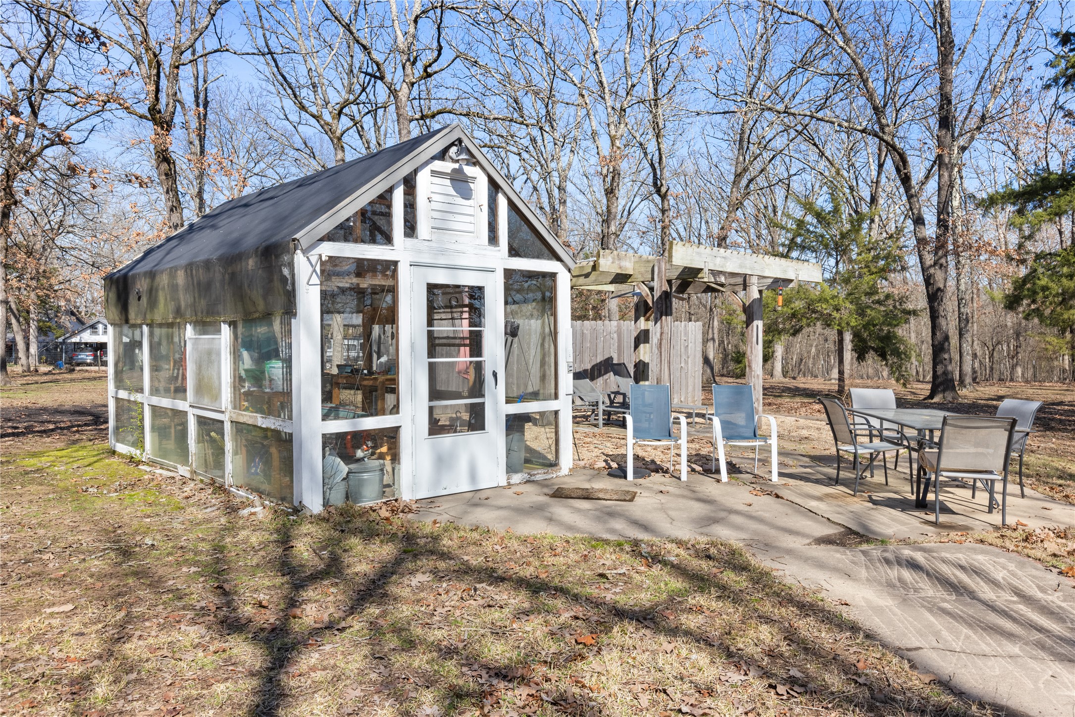 140 Private Road 44053