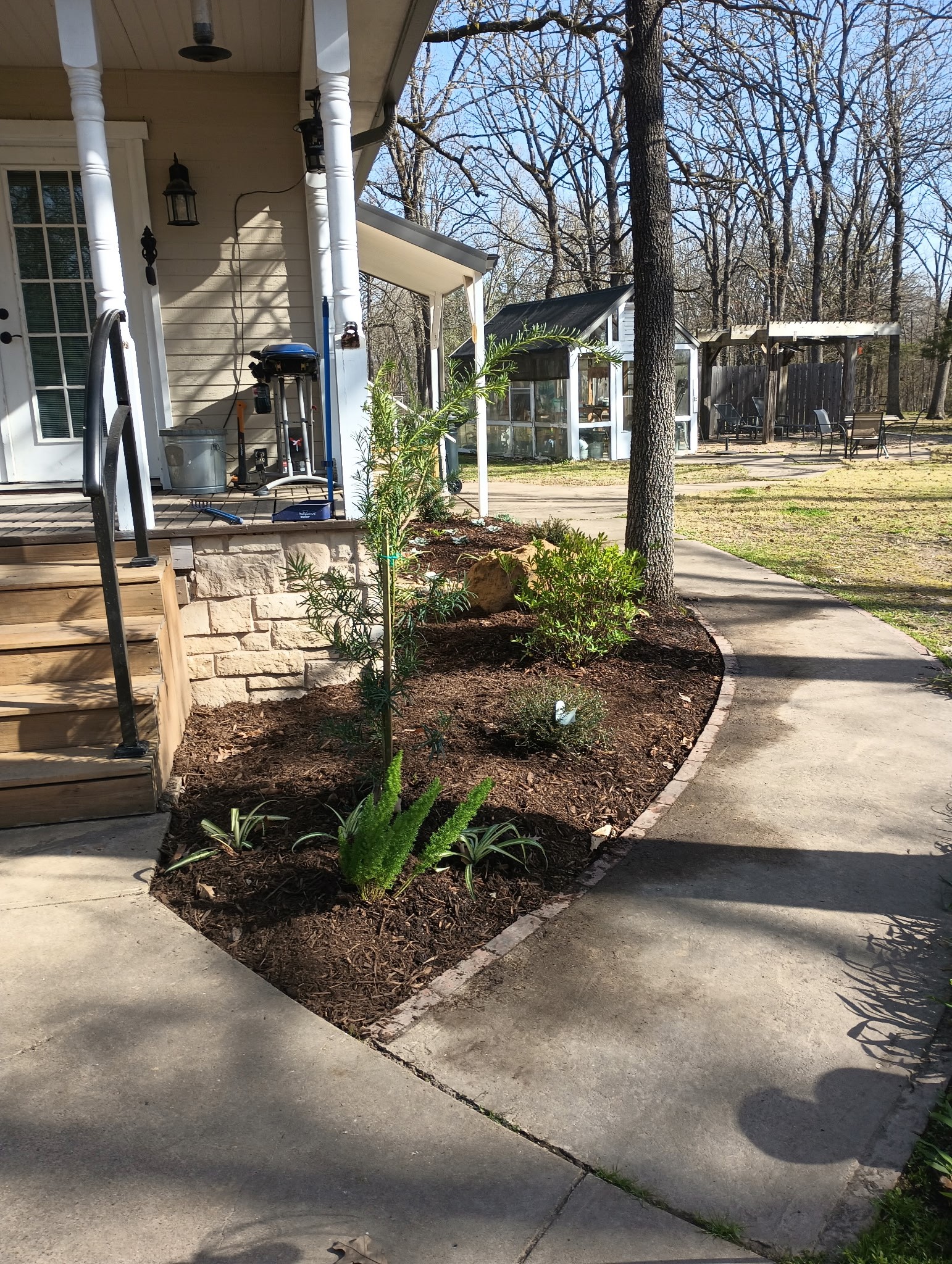 140 Private Road 44053