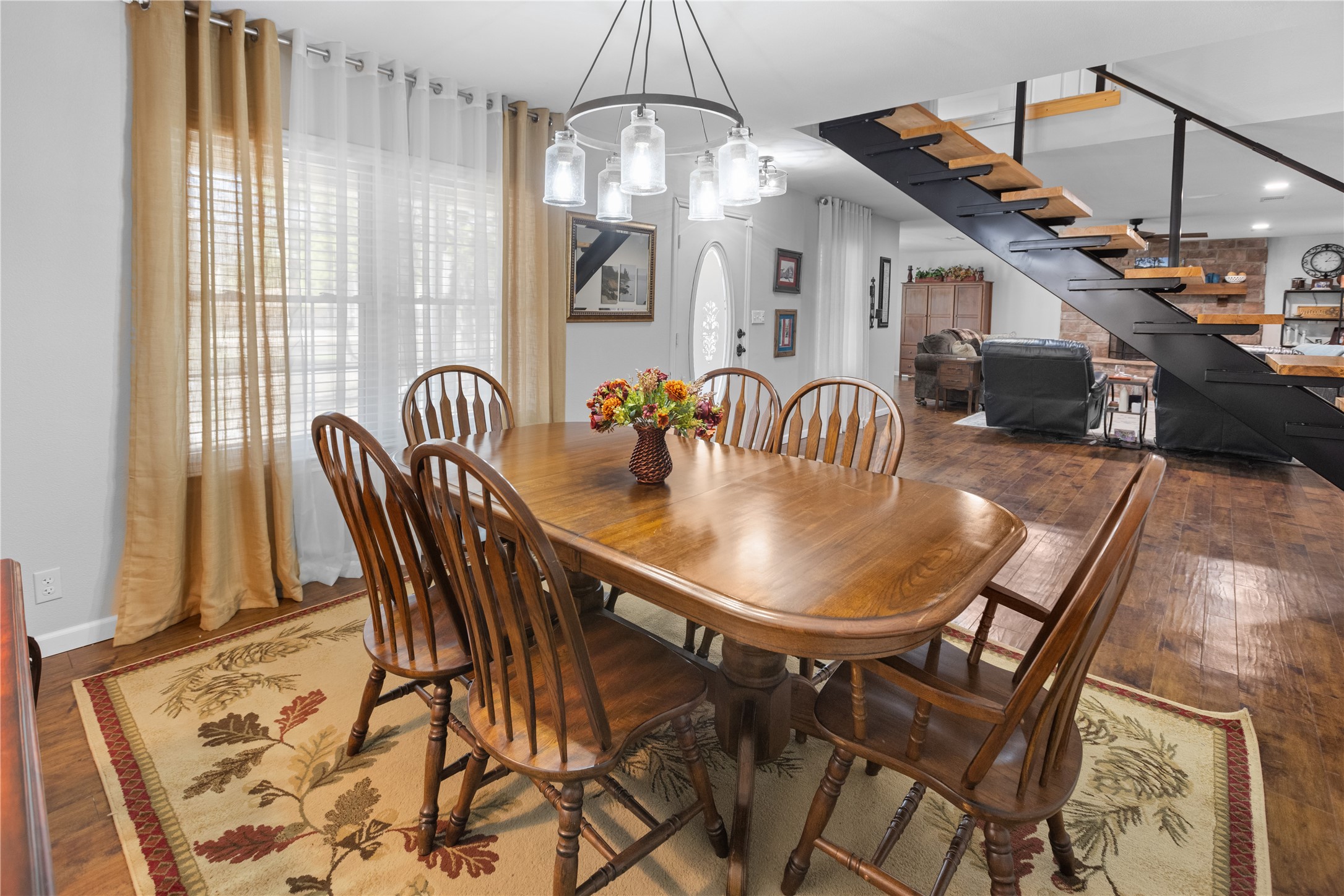 140 Private Road 44053