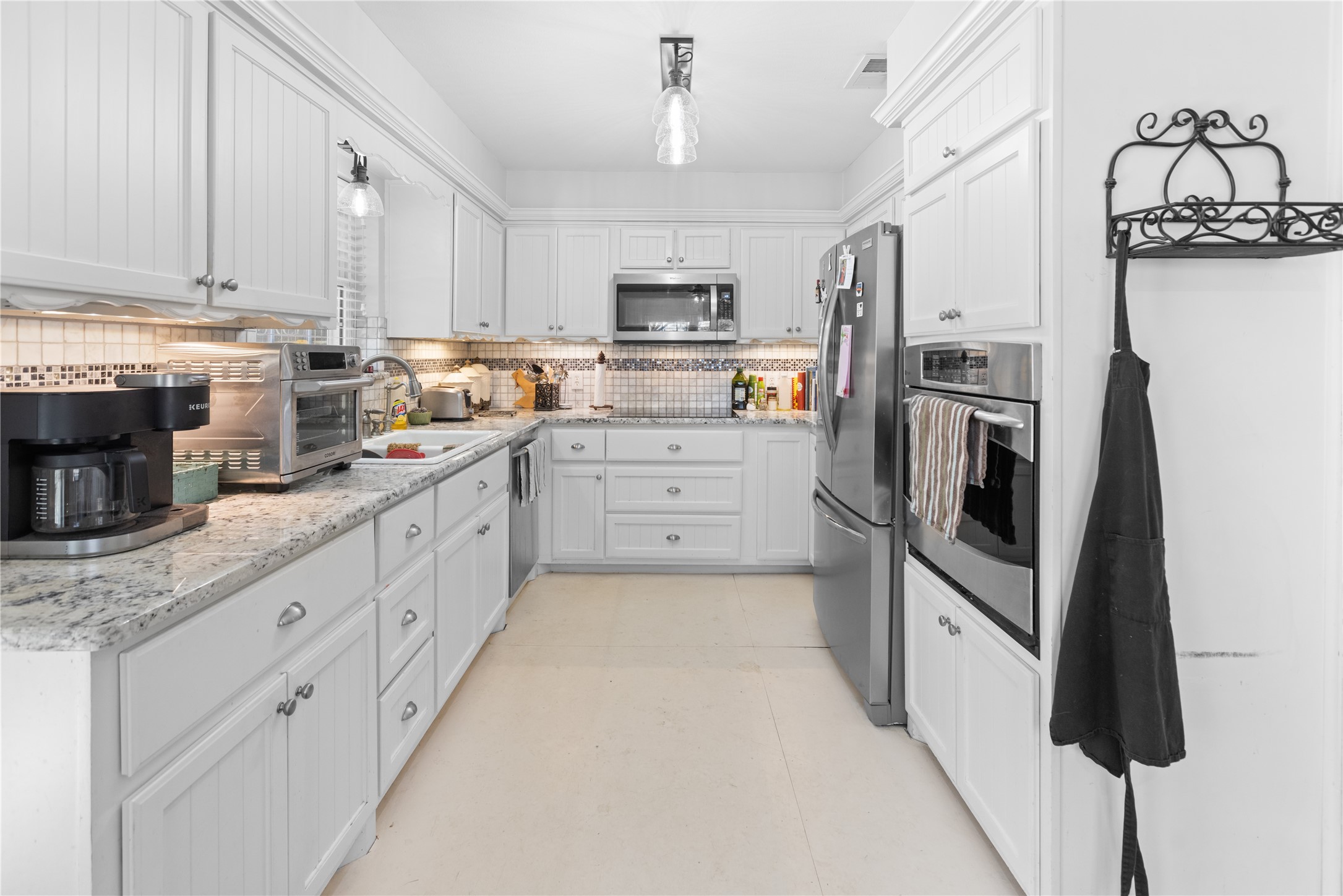 140 Private Road 44053