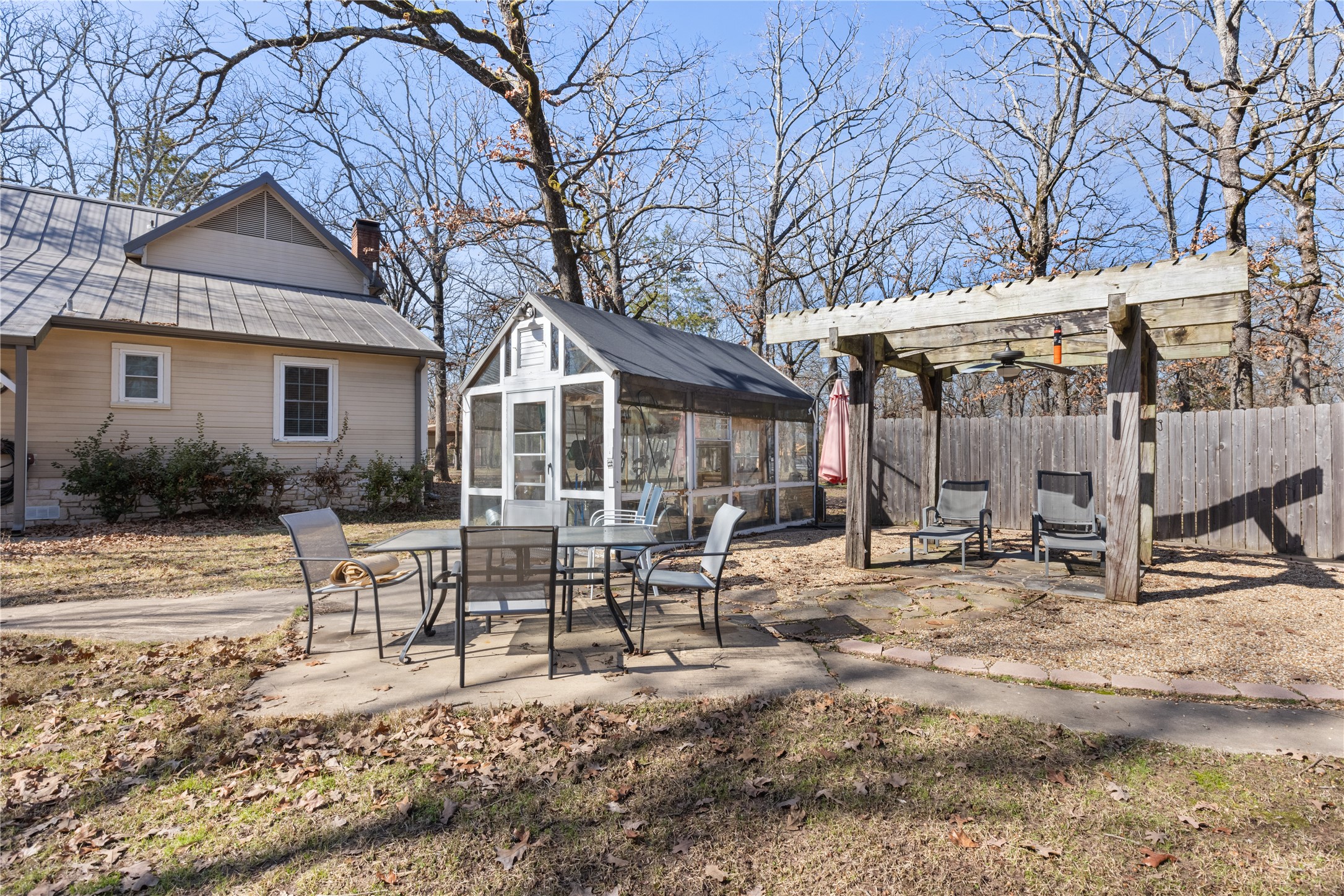 140 Private Road 44053