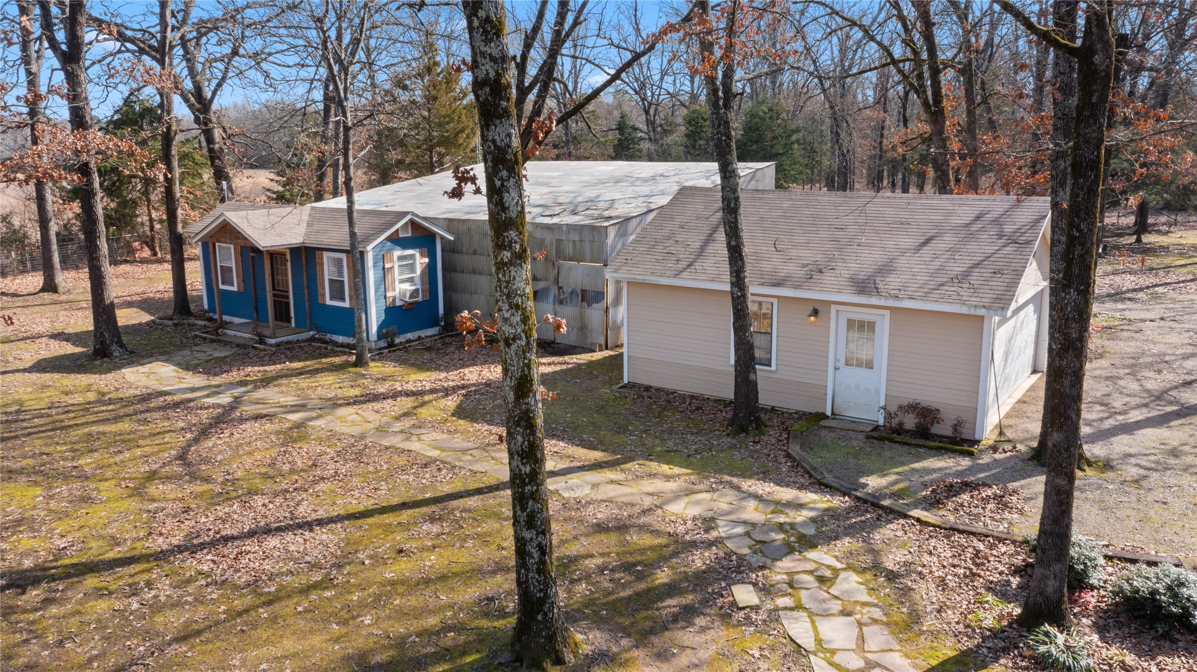 140 Private Road 44053