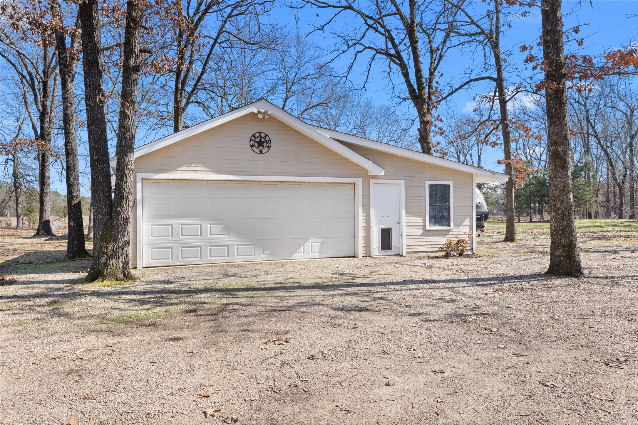 140 Private Road 44053