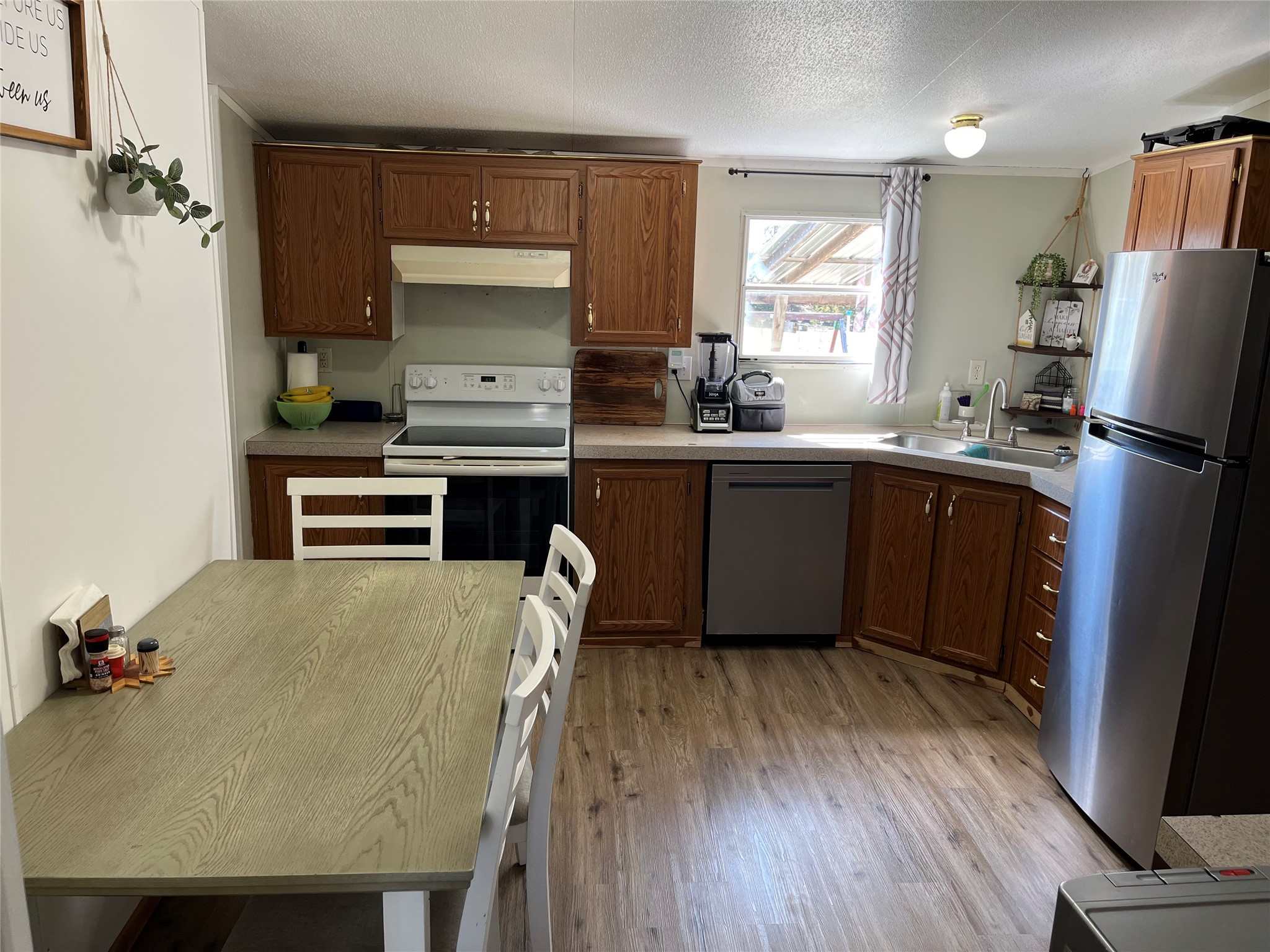 647 County Road 26700