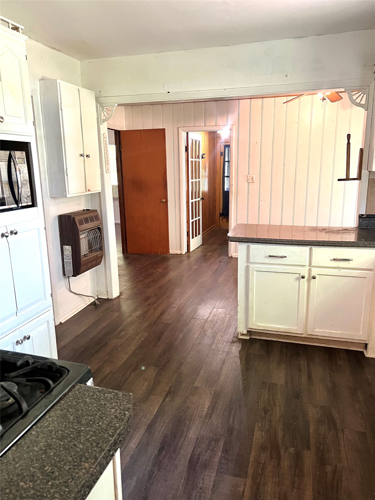 7155 Farm Road 1499