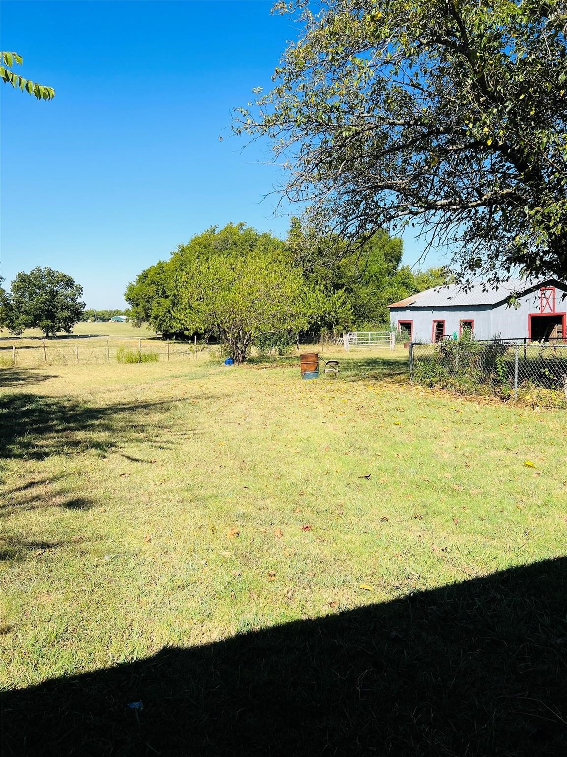 7155 Farm Road 1499